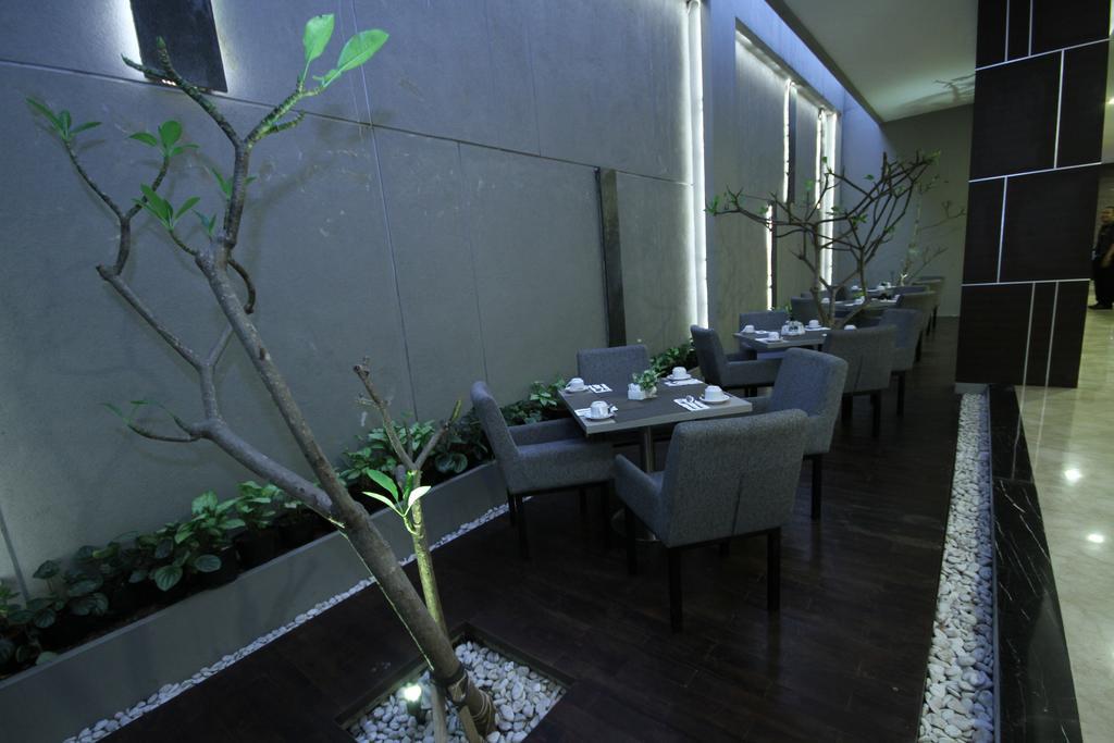 Atlantic City Hotel Bandung Dış mekan fotoğraf